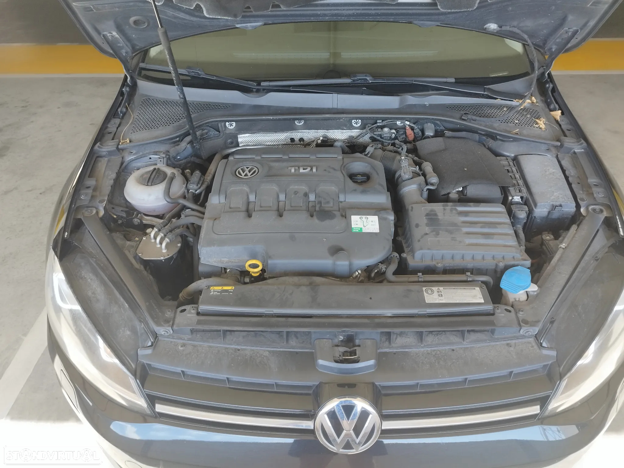 VW Golf 1.6 TDi Confortline - 10