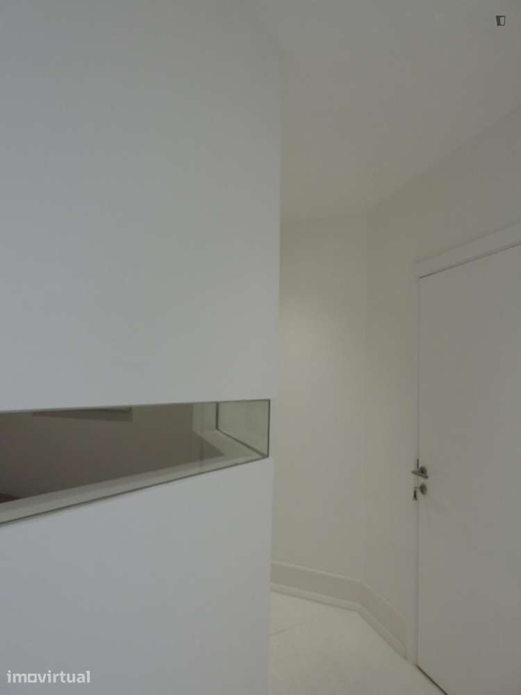 Quarto - localizado em Saldanha Lisbon - Grande imagem: 2/7