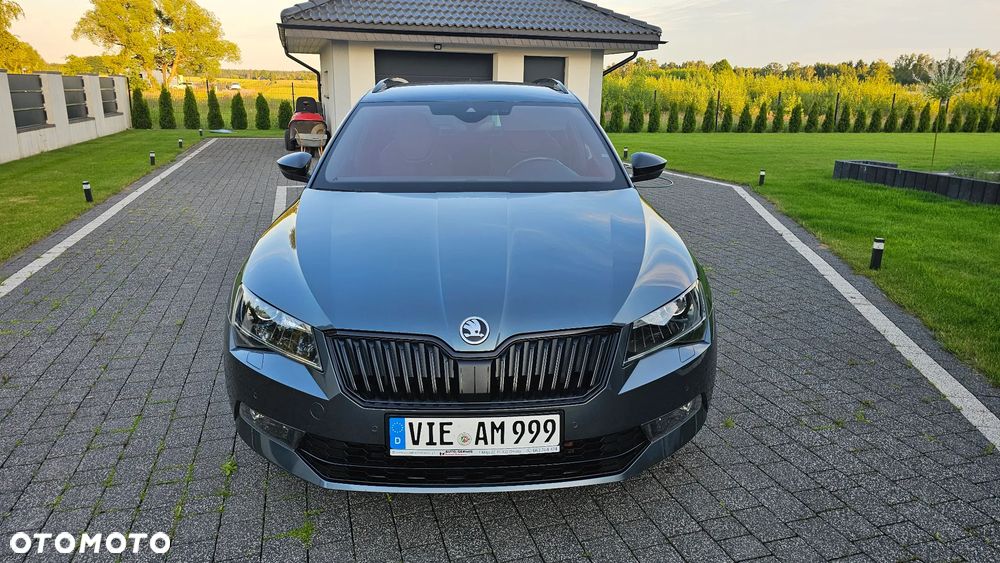 Skoda Superb 2.0 TDI DSG Sportline - 2