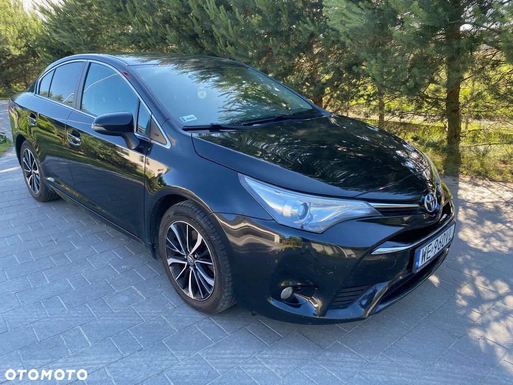 Toyota Avensis 2.0 D-4D Prestige - 2