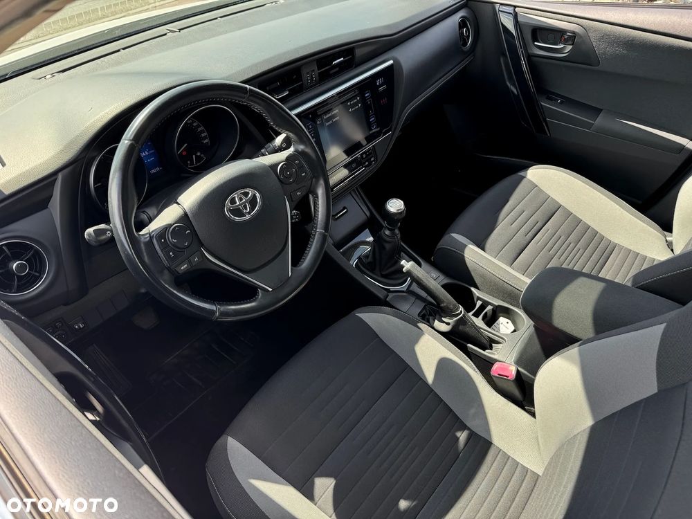 Toyota Auris 1.2 T Dynamic - 5