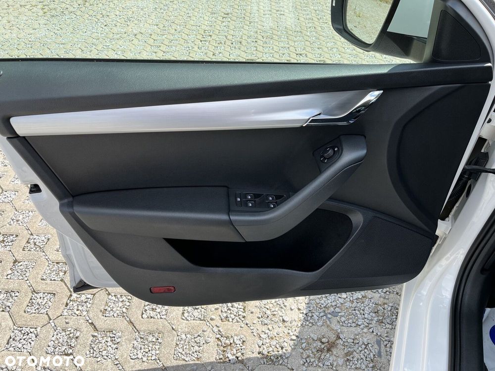 Skoda Octavia 1.6 TDI SCR Active - 11