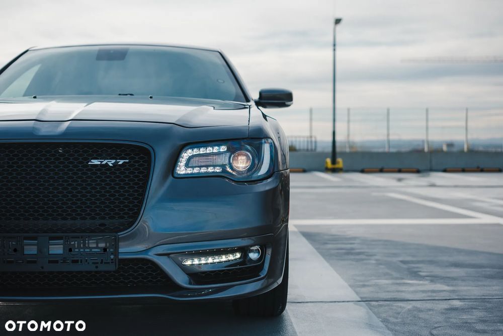 Chrysler 300s - 5