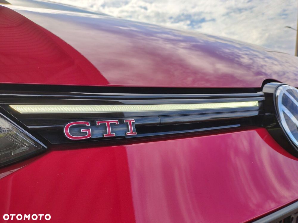 Volkswagen Golf - 12