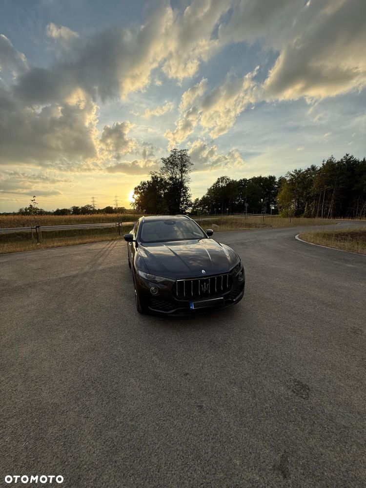 Maserati Levante S Q4 - 15