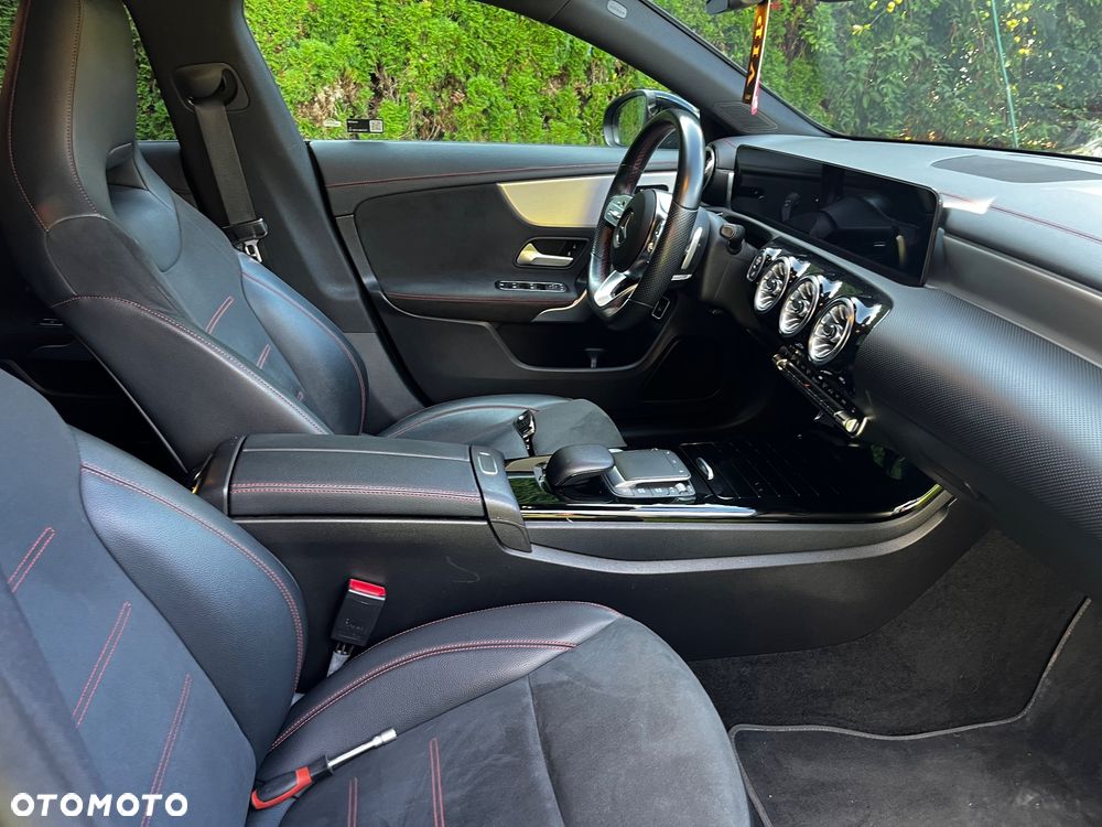 Mercedes-Benz CLA 200 AMG Line 7G-DCT - 10