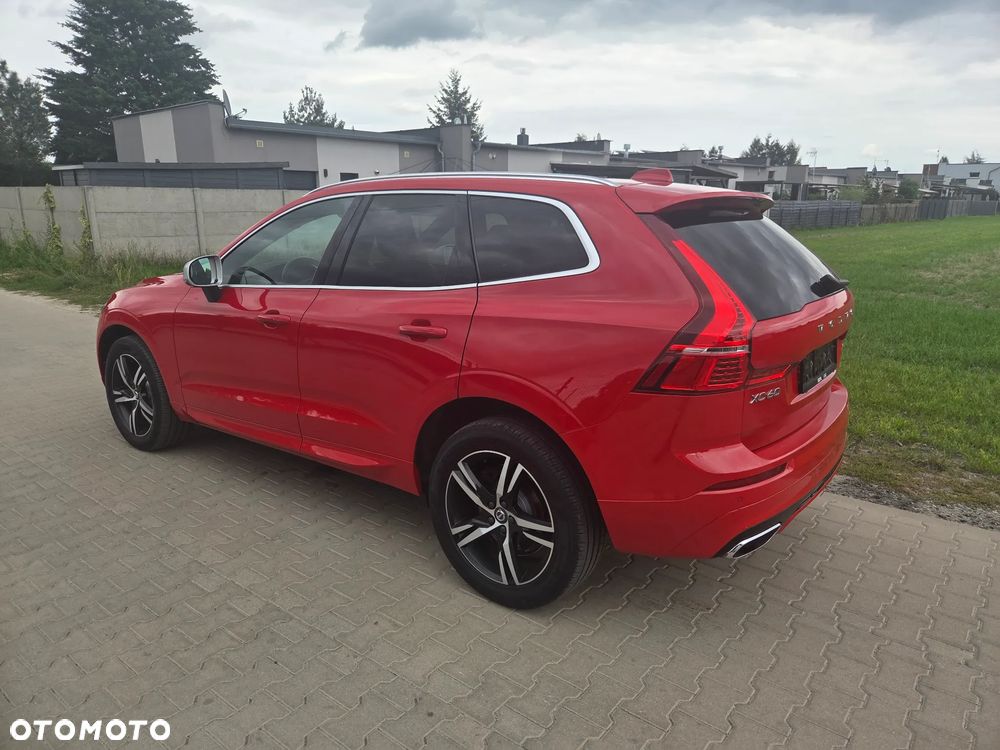 Volvo XC 60 D4 AWD R-Design - 4