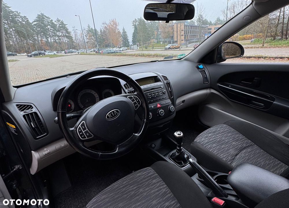 Kia Ceed 1.6 Comfort - 9