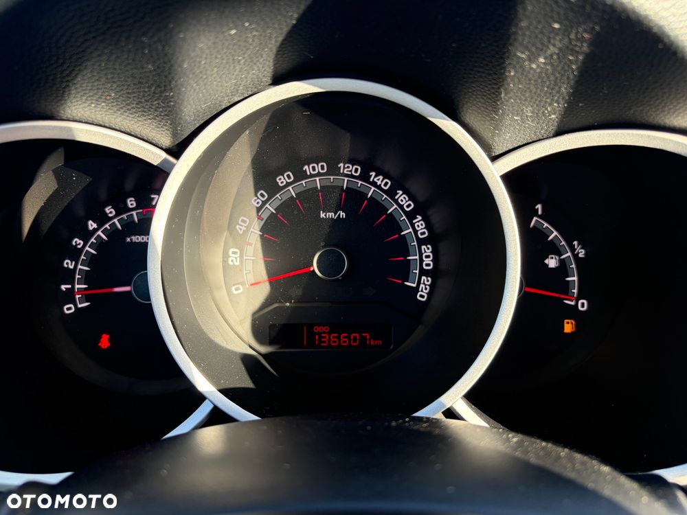 Kia Venga 1.4 CVVT Titanium Collection - 22