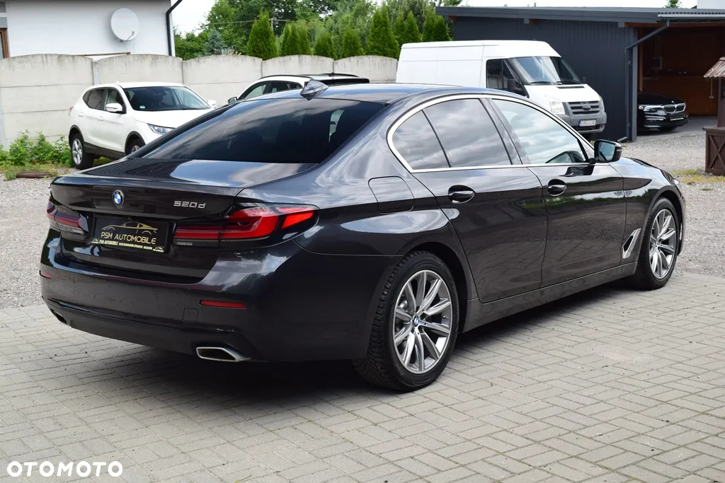 BMW Seria 5 520d Efficient Dynamics - 9