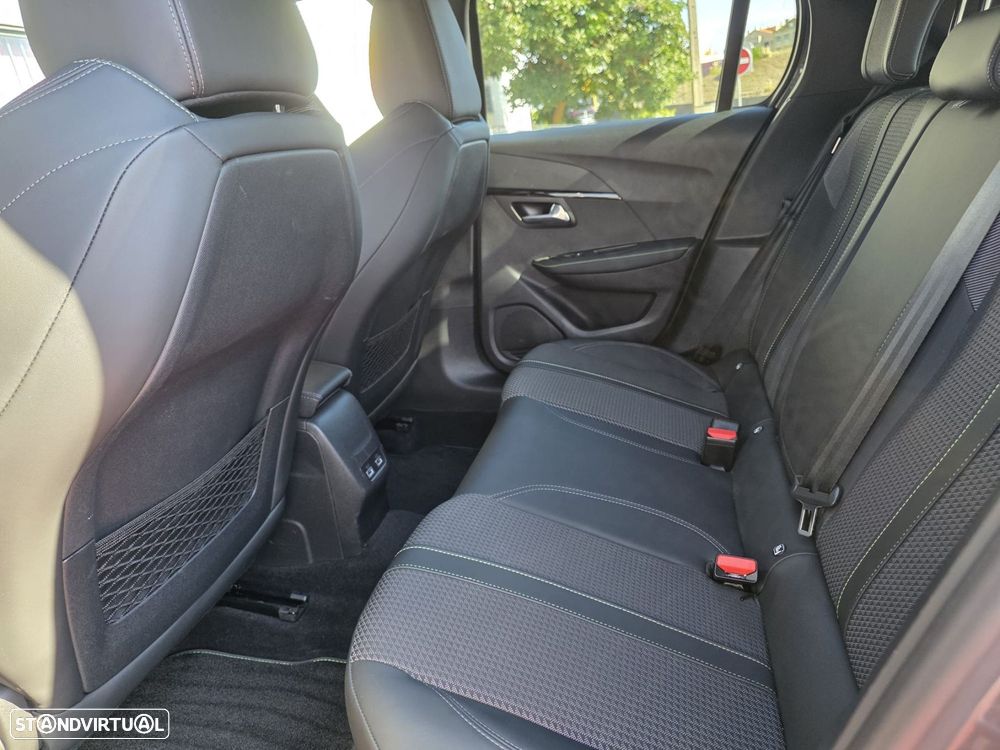 Peugeot 208 1.2 PureTech GT EAT8 - 20
