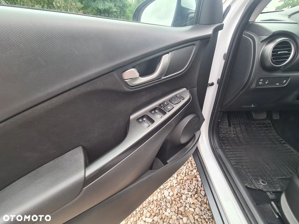 Hyundai Kona 1.6 T-GDI Style DCT - 17