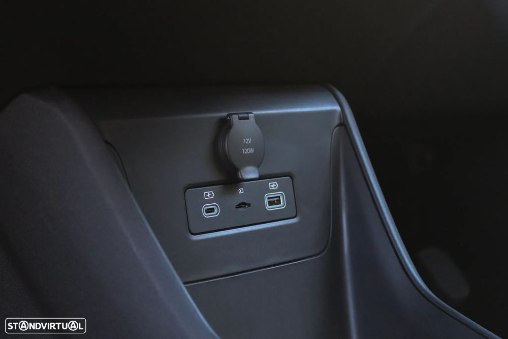 BYD Dolphin Surf 43.2 kWh Boost - 18