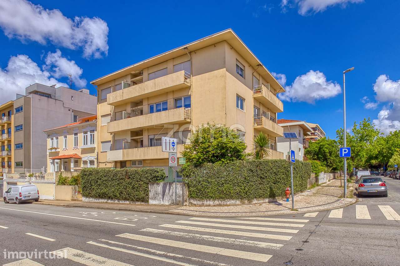 Apartamento T2 com 2 frentes á 200m da Praça Velásquez, Porto - Grande imagem: 2/34