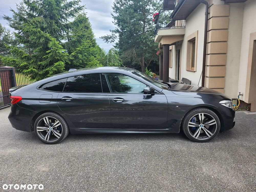 BMW 6GT - 4