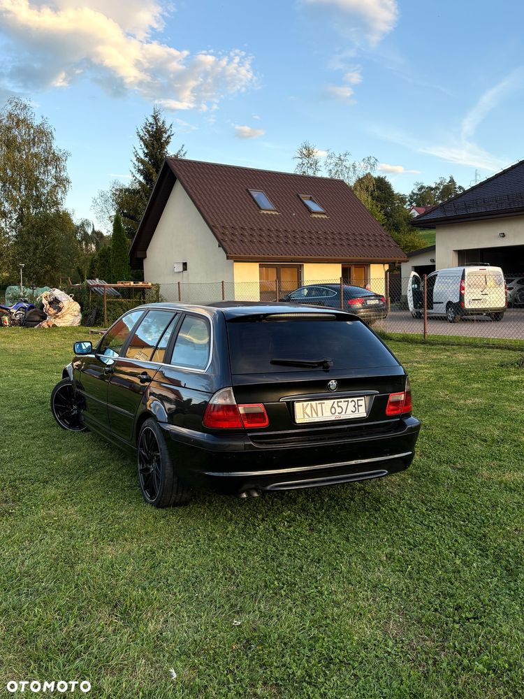 BMW Seria 3 330d - 3