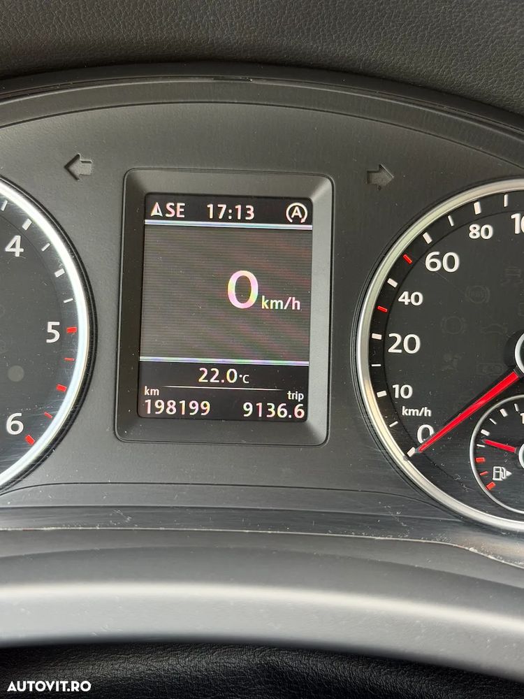 Volkswagen Tiguan 2.0 TDI DPF 4Motion BlueMotion Technology DSG Exclusive - 12