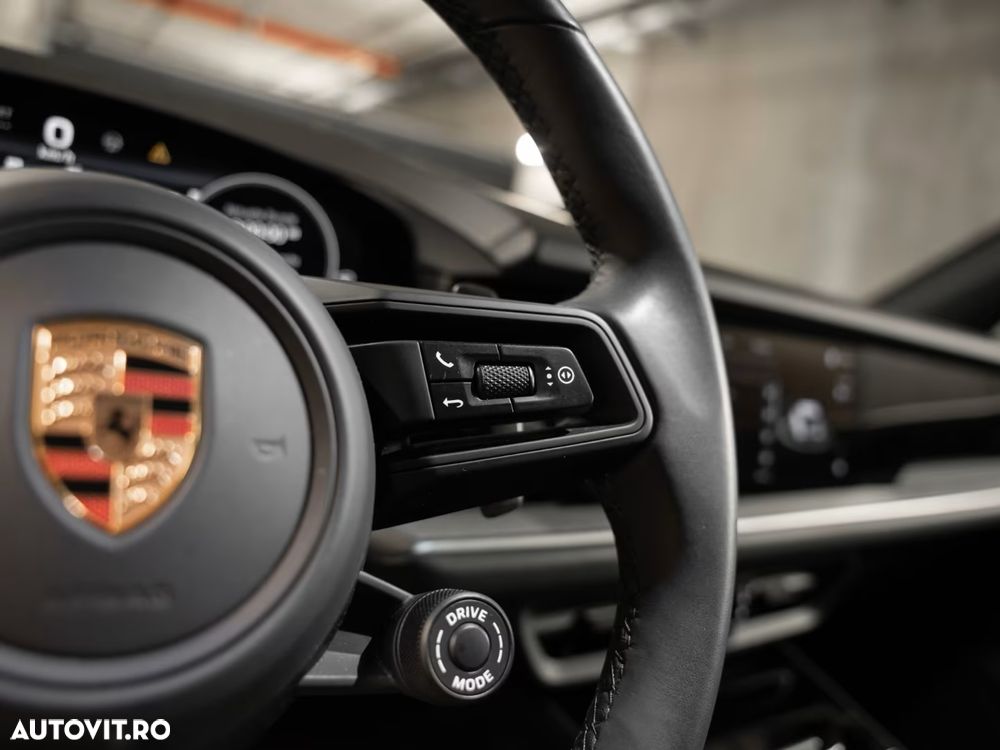 Porsche Cayenne Coupe E-Hybrid - 21