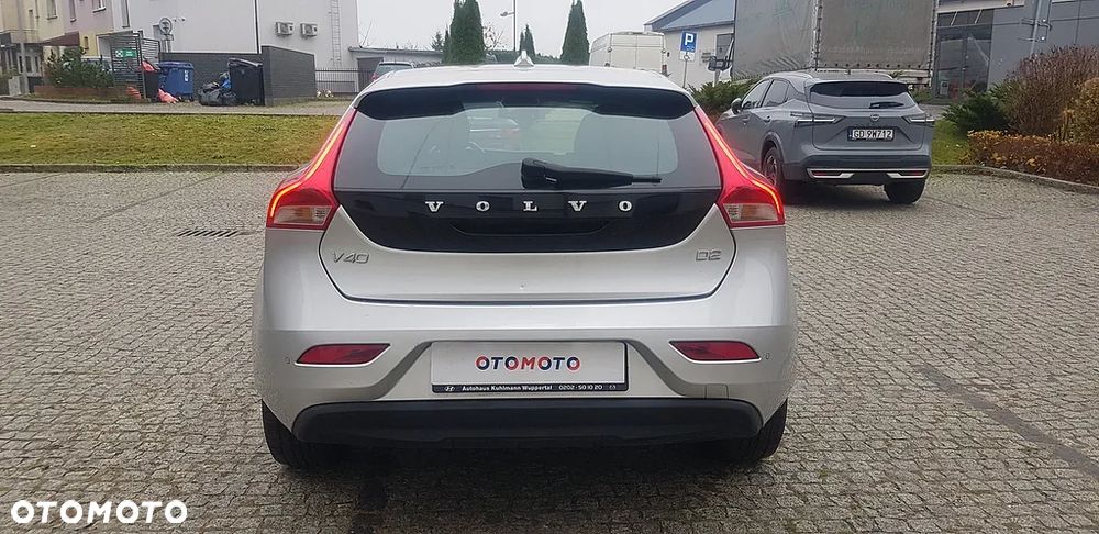 Volvo V40 D2 Drive-E Momentum - 6