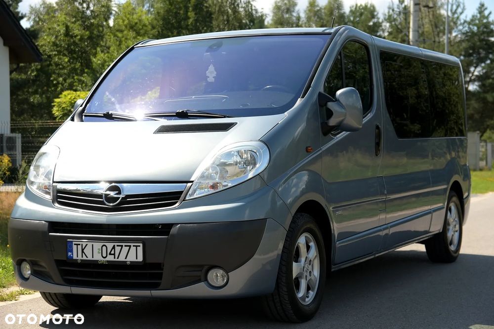 Opel Vivaro - 2