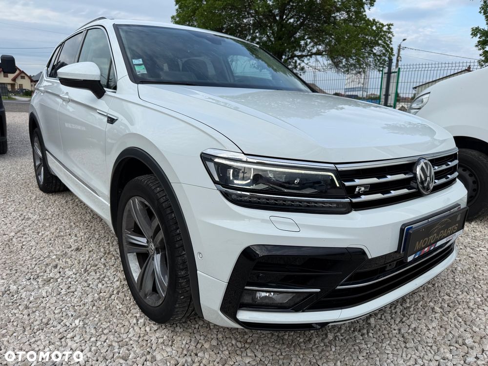 Volkswagen Tiguan - 1