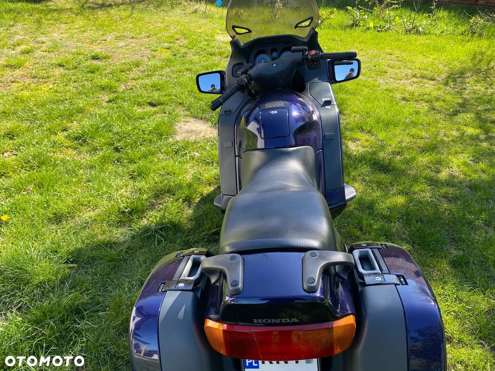 Honda ST - 3