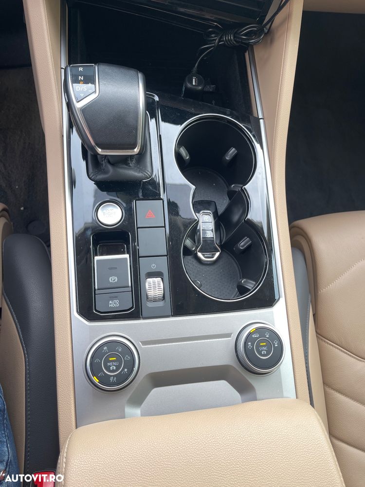 Volkswagen Touareg 3.0 V6 TDI 4Motion DPF Automatik Atmosphere - 29