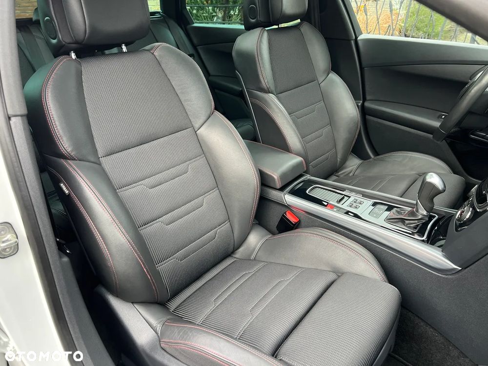 Peugeot 508 SW BlueHDi 180 EAT6 Stop&Start GT - 24