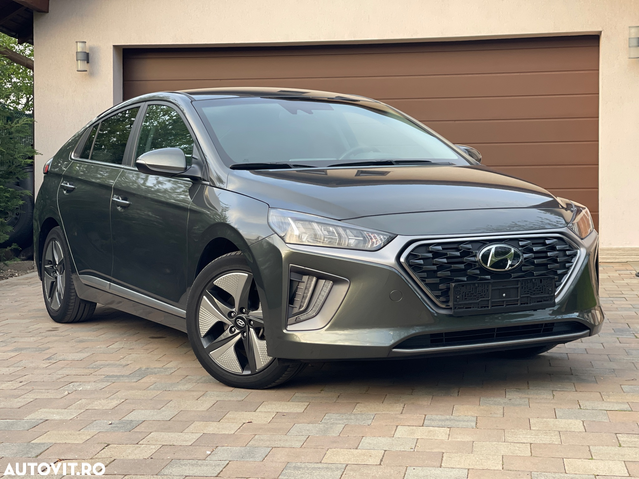Hyundai IONIQ Hybrid 1.6 GDI Prime - 27