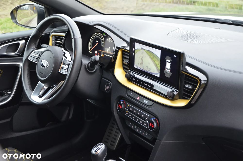 Kia XCeed 1.5 T-GDI OPF PLATINUM EDITION - 21