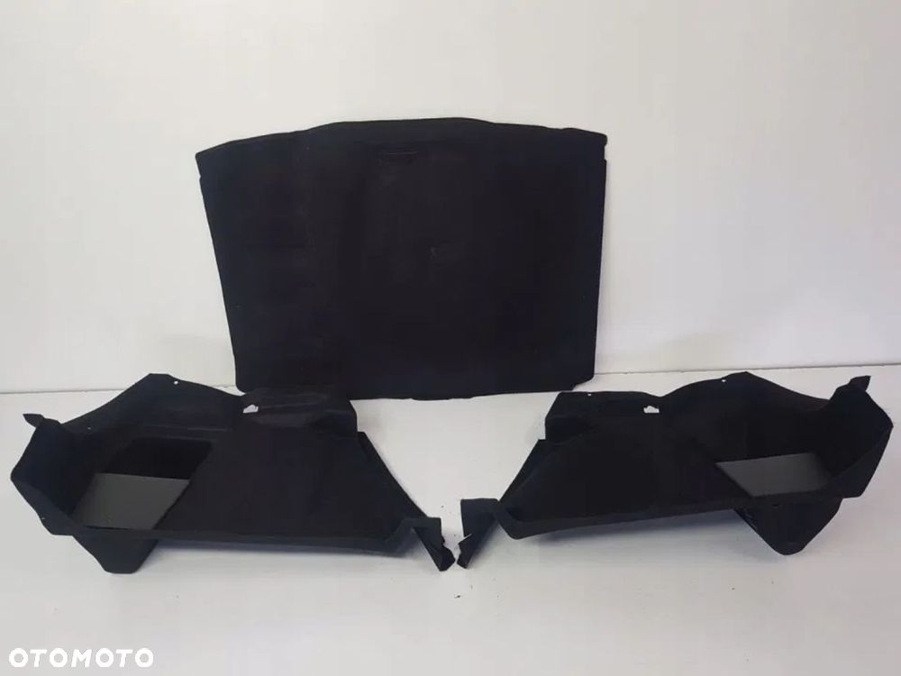 BOCZEK BAGAŻNIKA PRAWY CITROEN C4 I HB 5D - 2