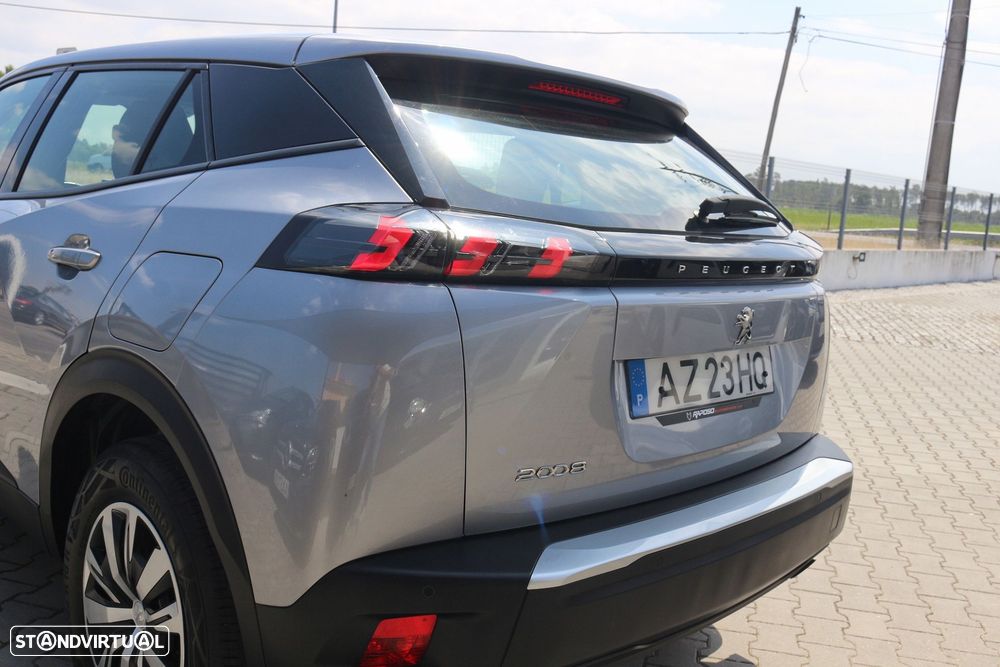 Peugeot 2008 1.2 PureTech Active Pack - 16