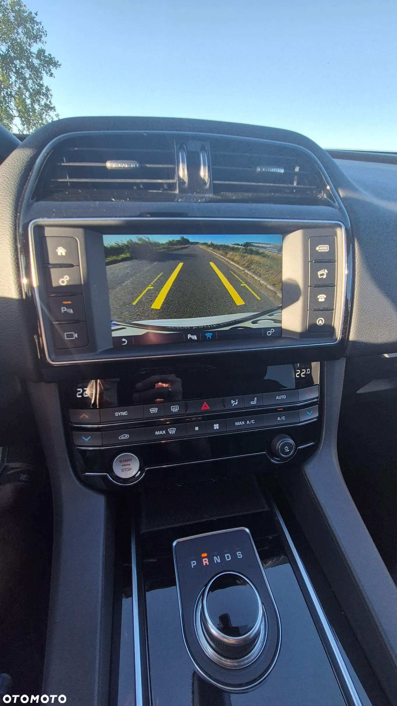Jaguar F-Pace 2.0 i4D AWD Prestige - 9