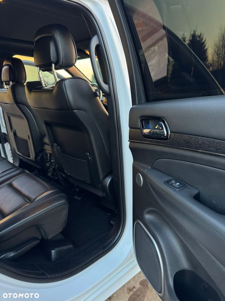 Jeep Grand Cherokee 5.7 V8 HEMI 4WD Automatik Overland - 35