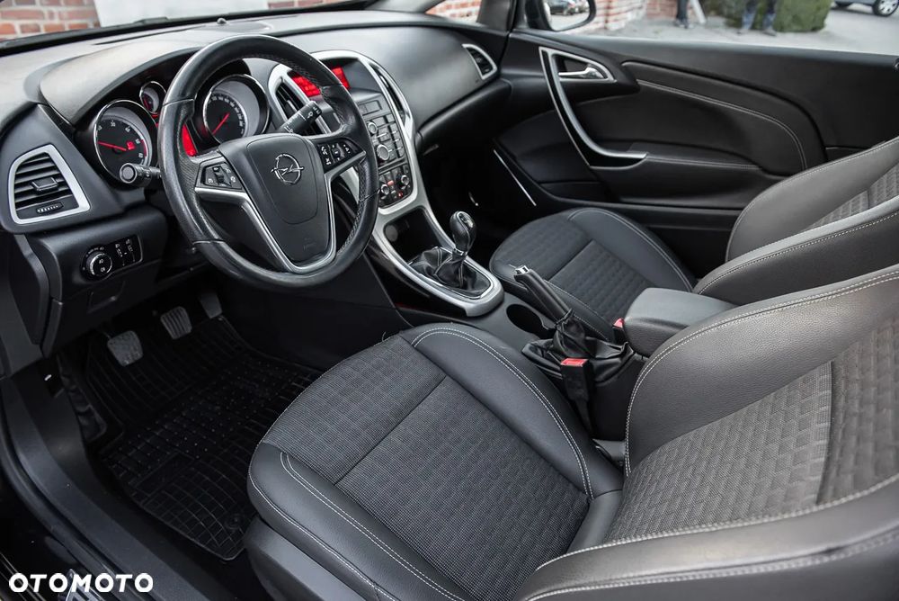 Opel Astra 2.0 CDTI ecoFLEX Start/Stop - 16