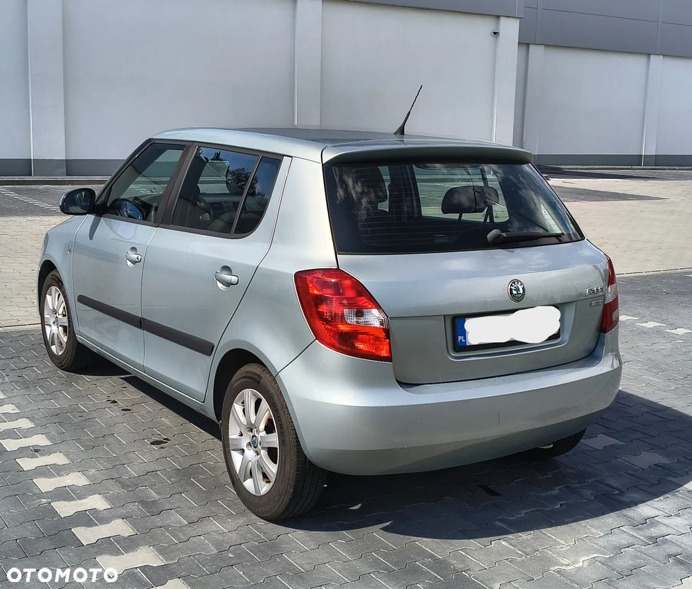 Skoda Fabia - 4