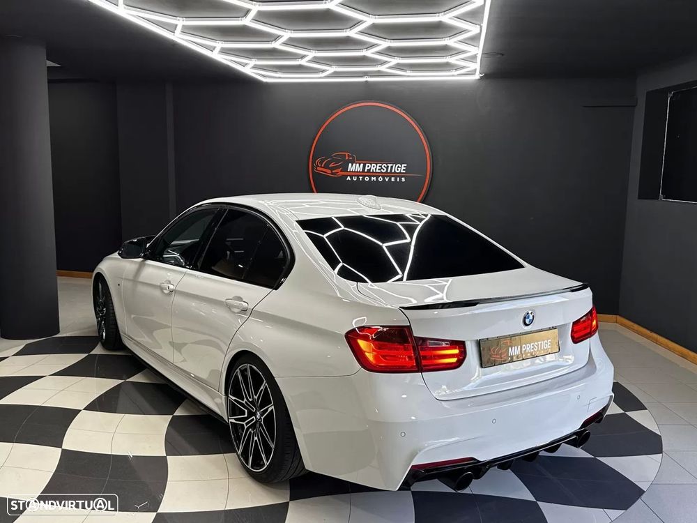 BMW 320 d Pack M - 24