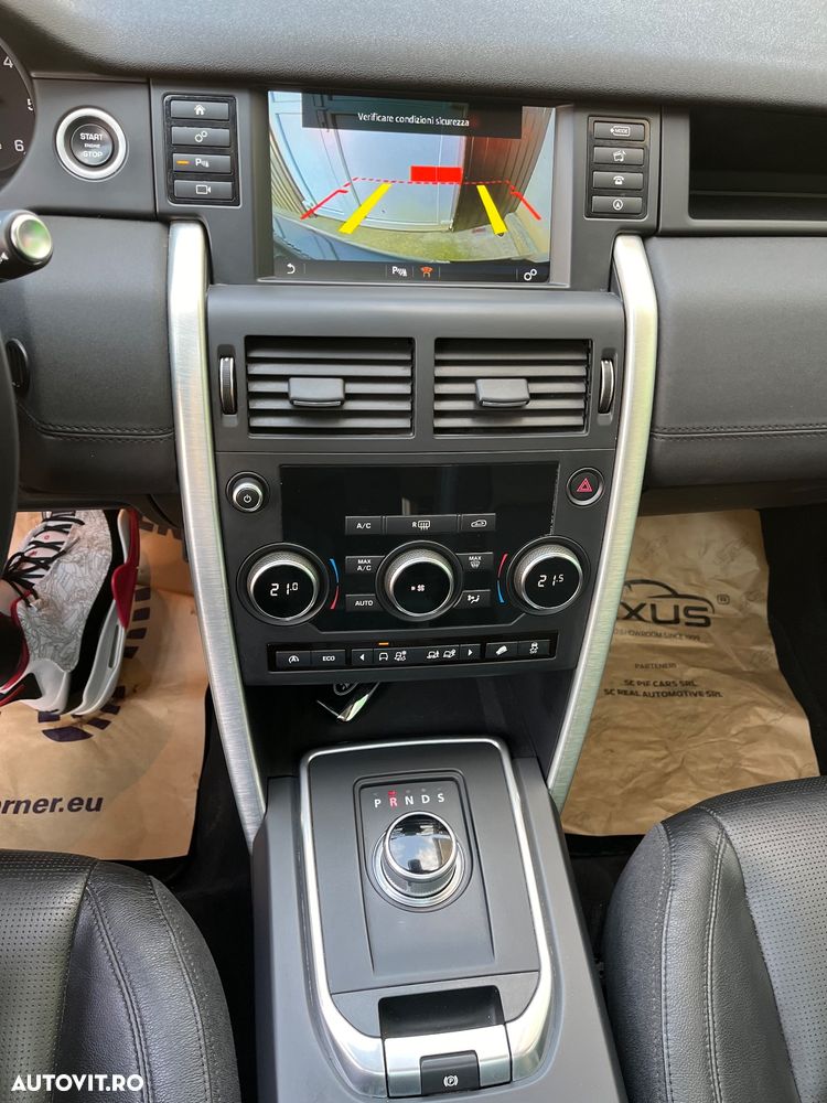 Land Rover Discovery Sport - 21
