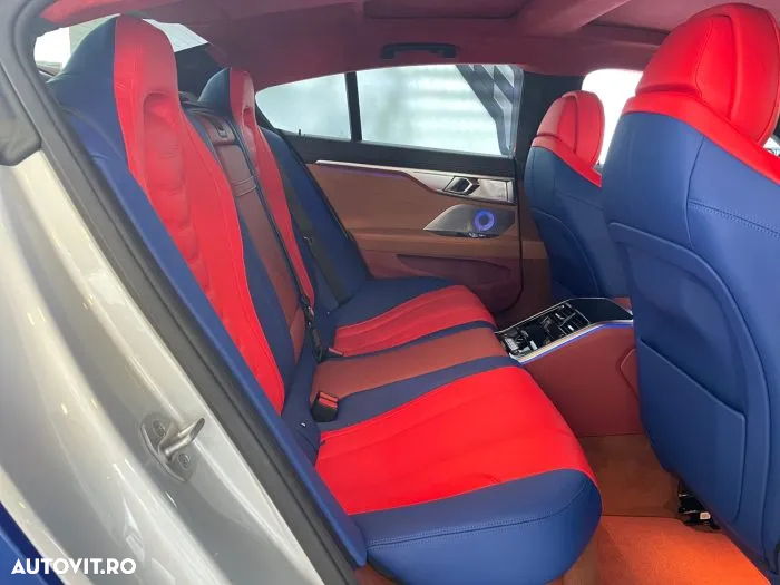 BMW M8 M850i xDrive AT - 17