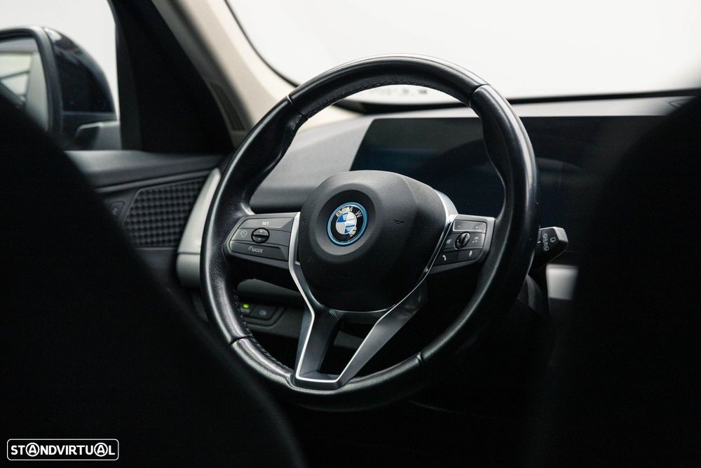 BMW iX1 xDrive30 - 24