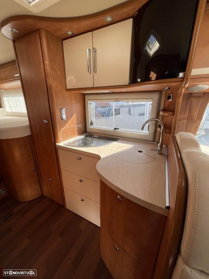 Carthago C-Tourer Camas gémeas e basculante - 22