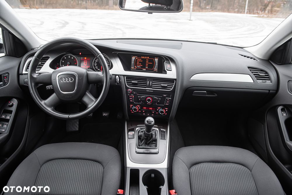 Audi A4 Avant 1.8 TFSI Ambition - 24
