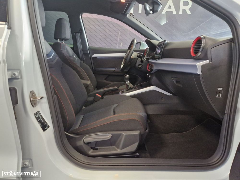 SEAT Arona 1.0 TSI FR - 22