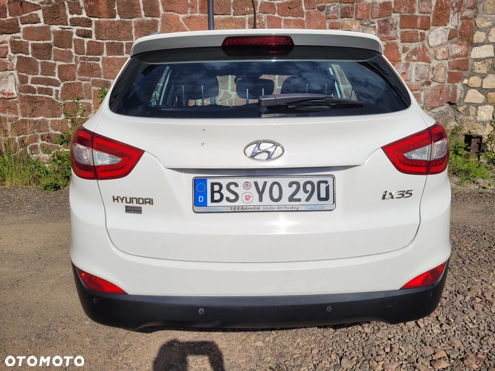 Hyundai ix35 1.6 2WD blue Trend - 11