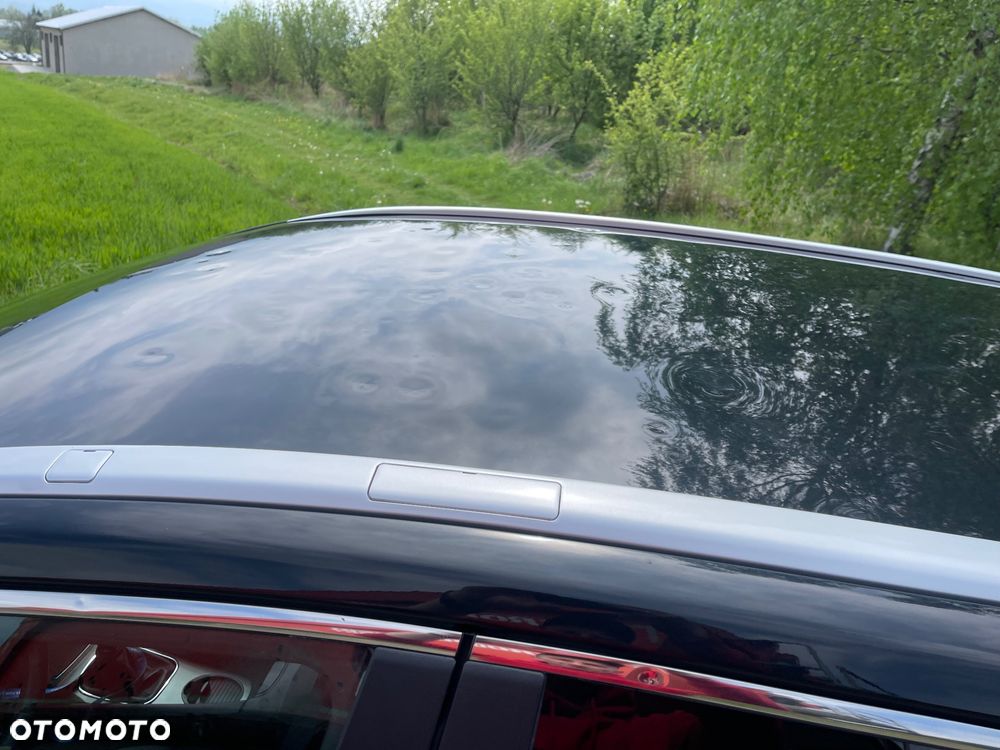 Toyota Avensis 2.2 D-4D Sol Plus NAVI - 10