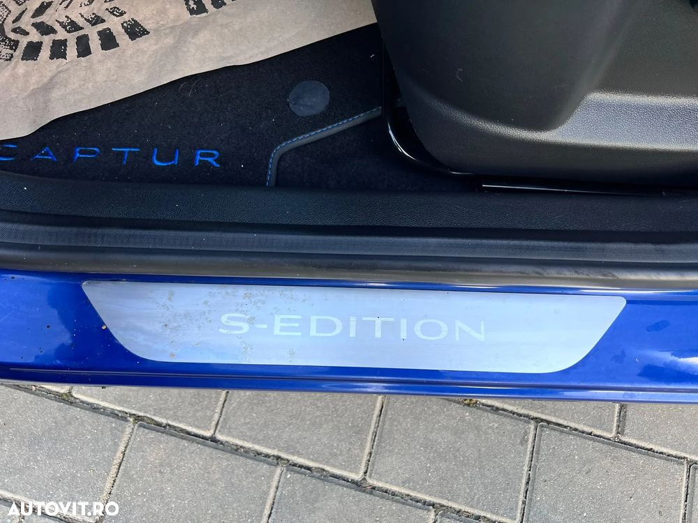 Renault Captur - 24
