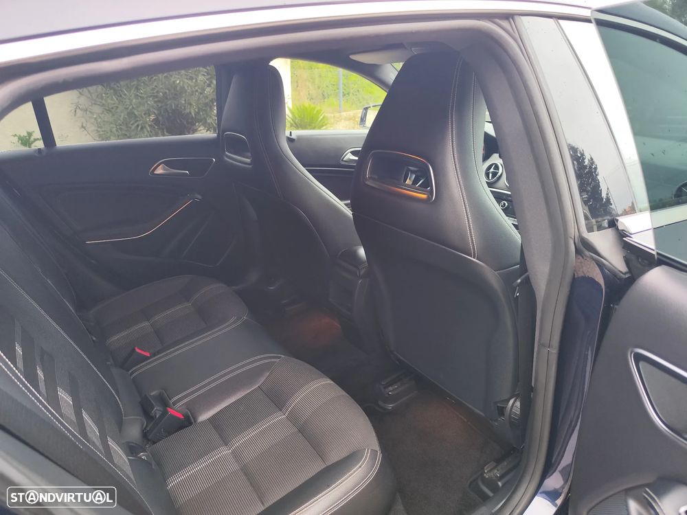 Mercedes-Benz CLA 180 d Shooting Brake - 9