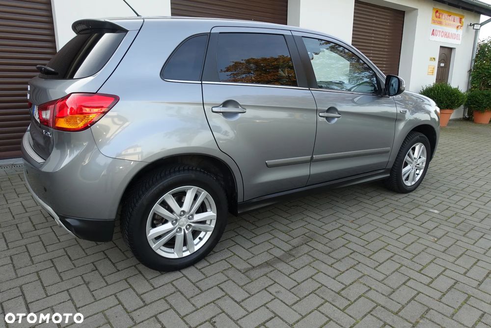 Mitsubishi ASX - 8