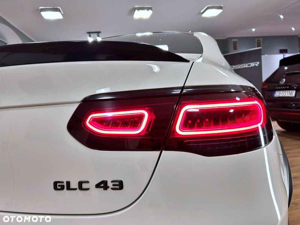 Mercedes-Benz GLC - 14
