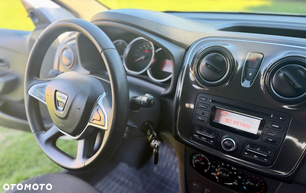 Dacia Sandero SCe 75 Acces - 37